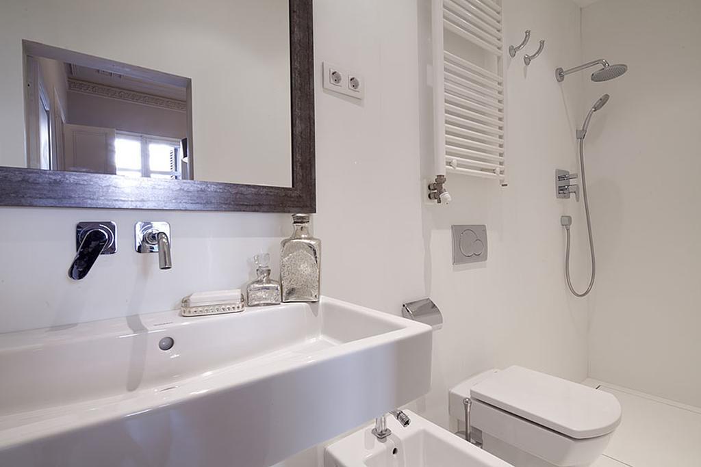 Apartment Barcelona Rentals - Rambla De Catalunya Center Eksteriør billede